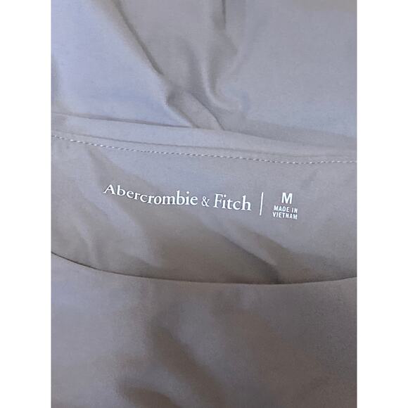 Abercrombie & Fitch Beige Tan Crewneck Short Sleeve Slim Tee T-shirt Top Size M - Picture 4 of 5